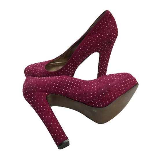 BCBG Size 9.5 Maxazria Heels with Diamond Studs - Picture 7 of 8